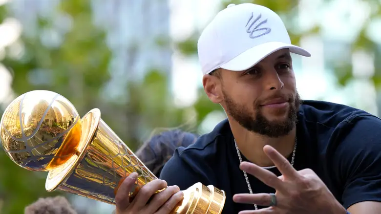 Stephen-Curry-Warriors-Parade